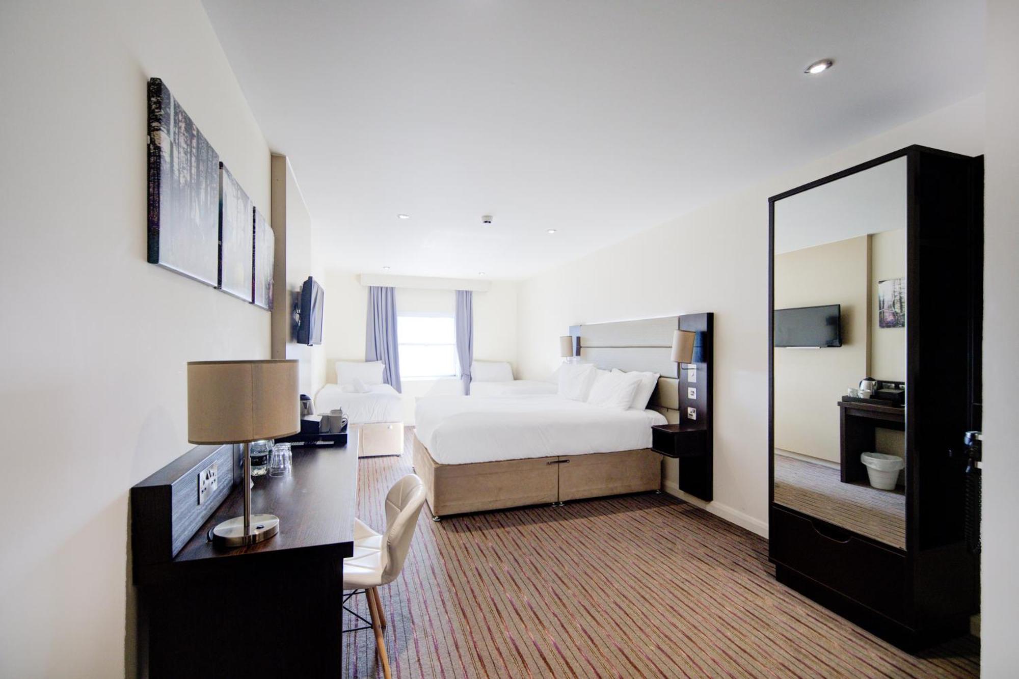Belvilla Newport City Centre Hotel - Lifestyle Экстерьер фото